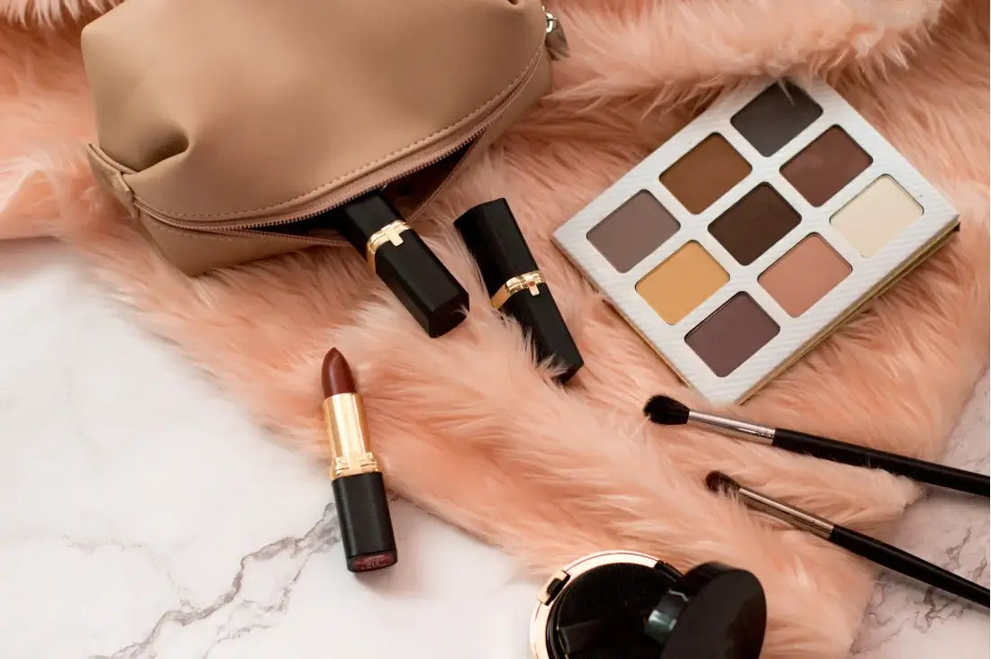 Why We Feel More Confident After Makeup Even When No One Notices